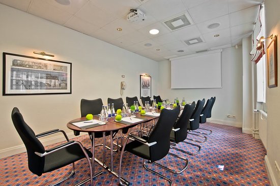 VilniusRadissonBluMeetingRoom